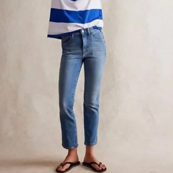 We The Free "Low Maintenance" Mid Rise Crop , Size 26, NWOT - Picture 1 of 6